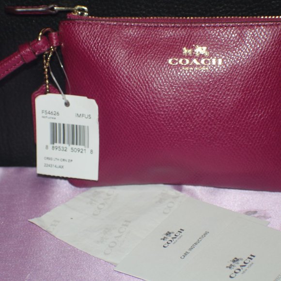 NWT FUSCHIA COACH CORNER ZIP WALLET - Picture 2 of 2